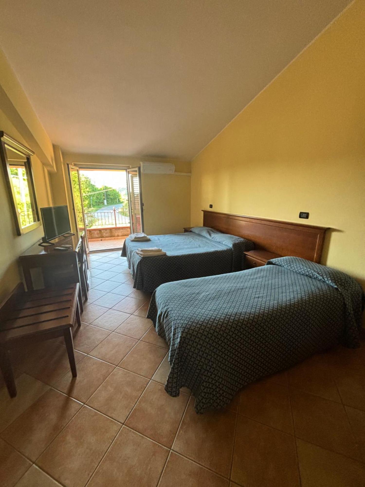 La Nuova Locanda Orsomarso Luaran gambar