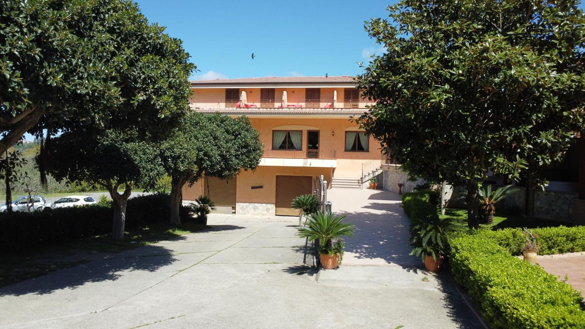 La Nuova Locanda Orsomarso Luaran gambar