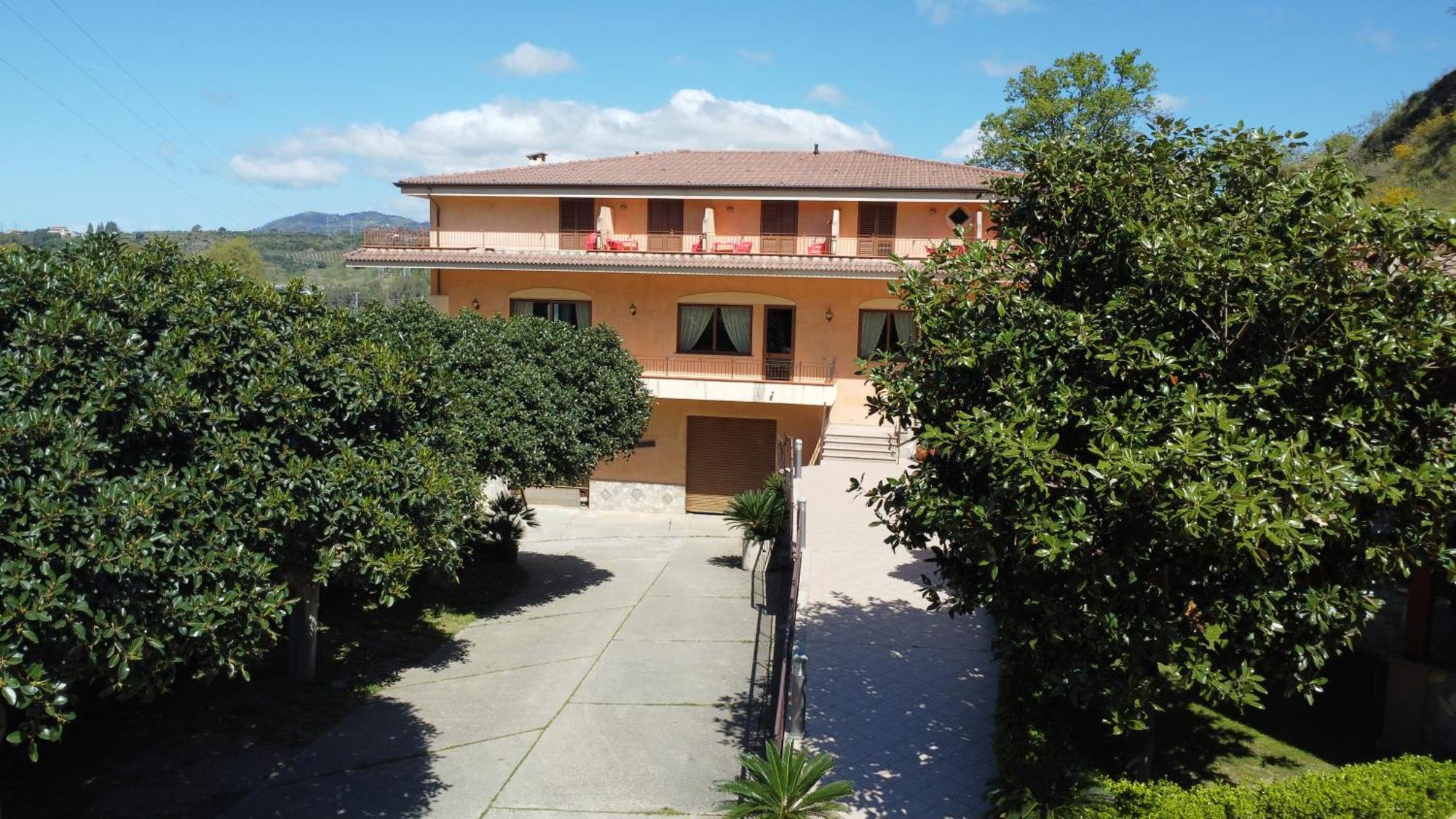 La Nuova Locanda Orsomarso Luaran gambar